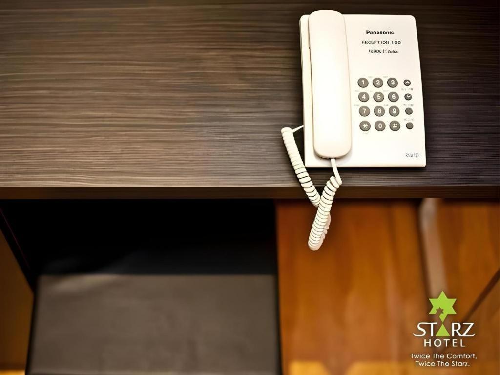 สตาร์ส โฮเต็ล Hotel เกอลวง ภายนอก รูปภาพ