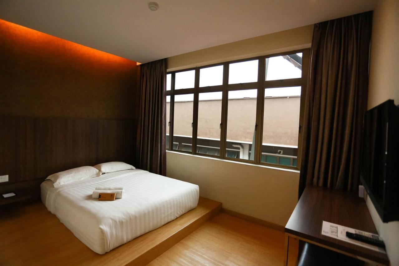 สตาร์ส โฮเต็ล Hotel เกอลวง ภายนอก รูปภาพ